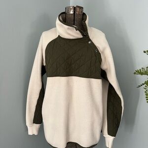 Abercrombie & Fitch Green and Cream Cowl Neck Sweater